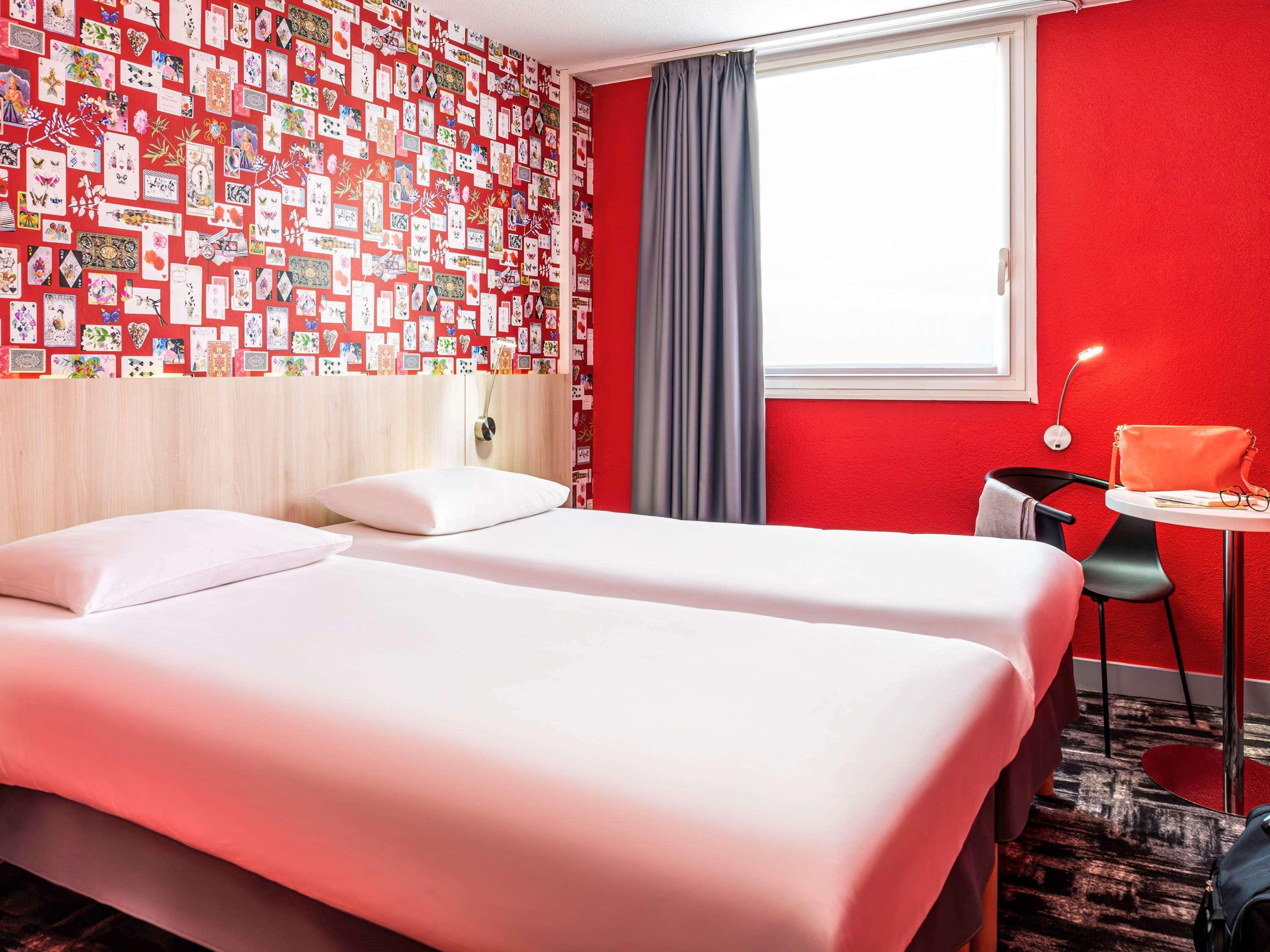 Ibis Styles Centre 3*