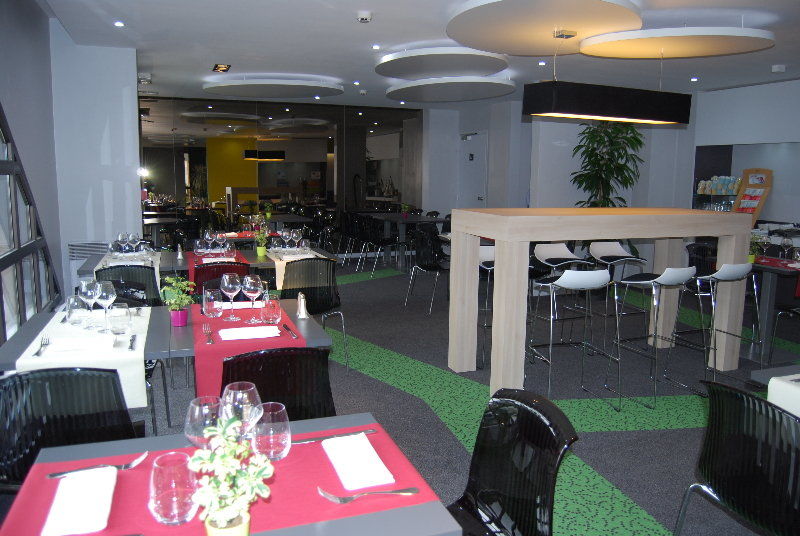 Ibis Styles Centre Hotel 3*